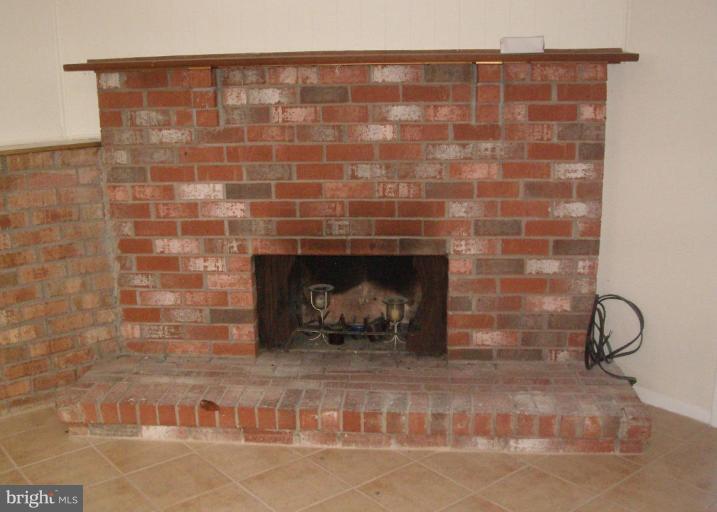 8610 Temple Hill Road Clinton, MD 20735 - Photo 6 of 10 Fireplace
