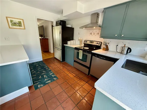 $12,000 | 8 McCormick Road, Newport, RI 02840