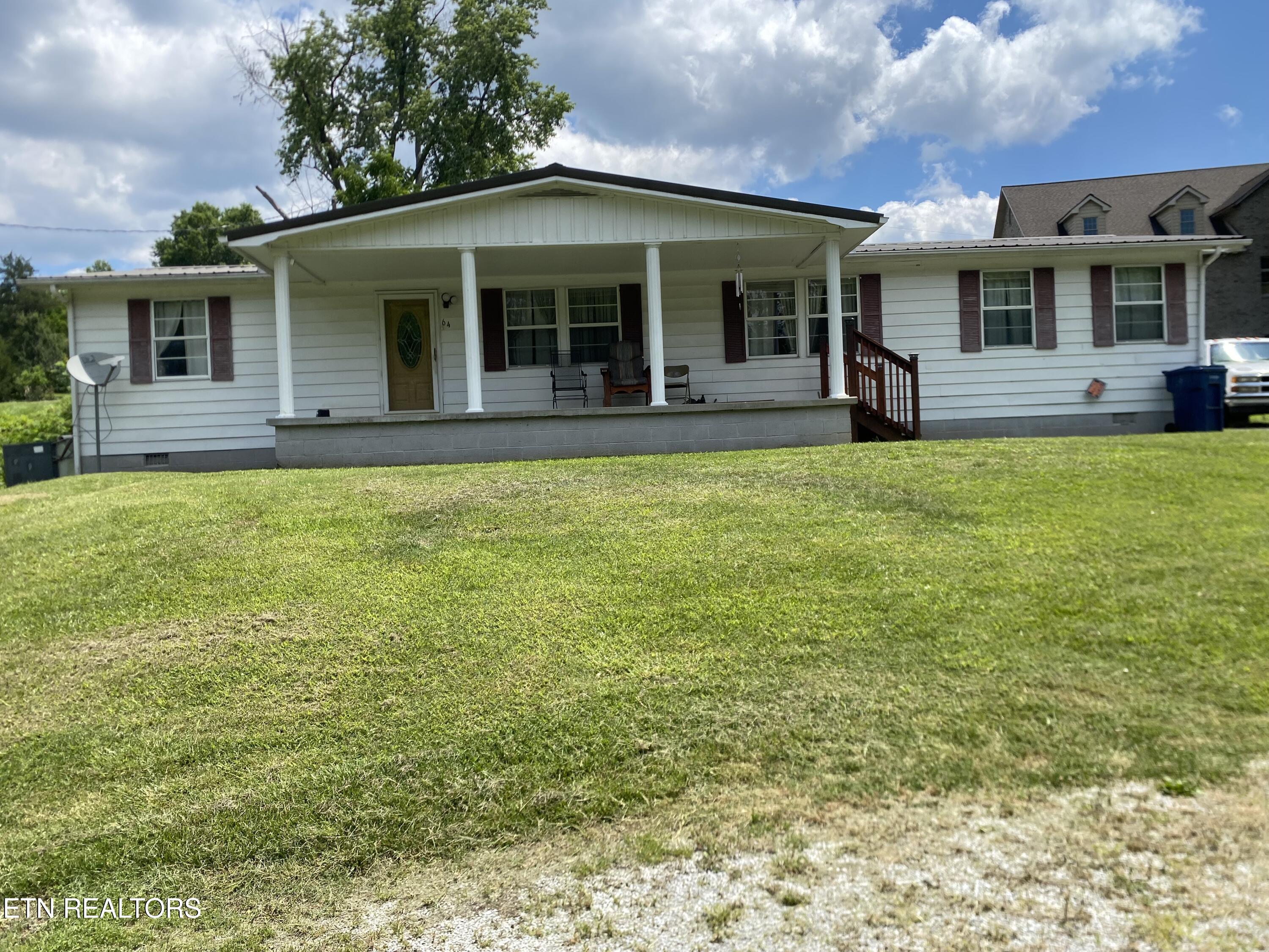 64 Dunlap Hollow Road Middlesboro, KY 40965 - Photo 10 of 34 IMG_2032