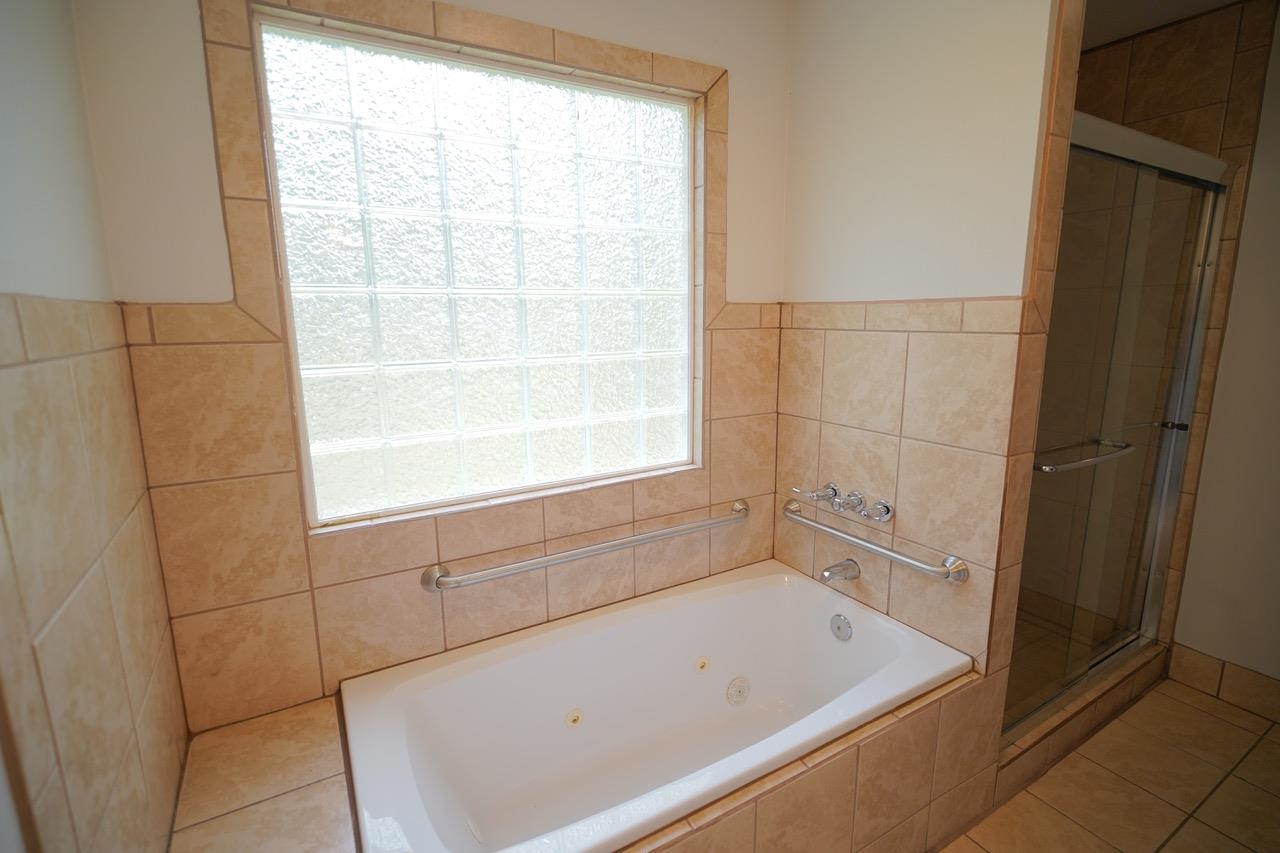 1506 Sharon Road Tallahassee, FL 32303 - Photo 13 of 31