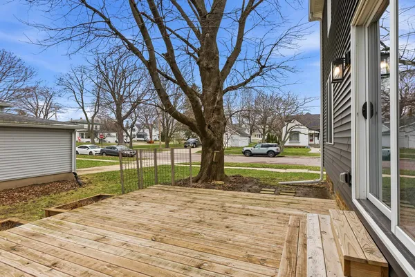 $329,000 | 333 South Main Street, Columbus, WI 53925