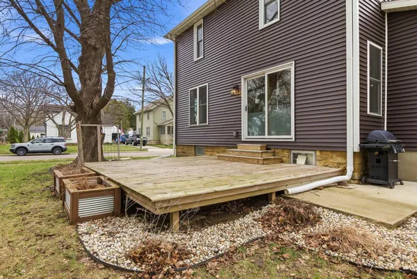 $329,000 | 333 South Main Street, Columbus, WI 53925