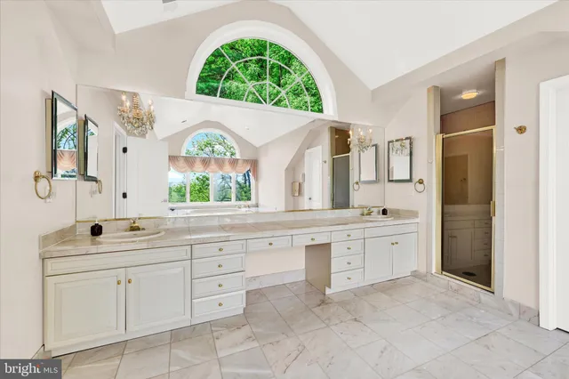 $1,550,000 | 5 Chamaral Court, Cockeysville, MD 21030