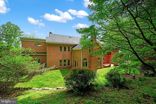 $1,550,000 | 5 Chamaral Court, Cockeysville, MD 21030