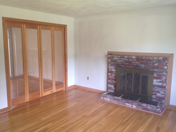 3 Reid Road Chelmsford, MA 01824 - Photo 5 of 15