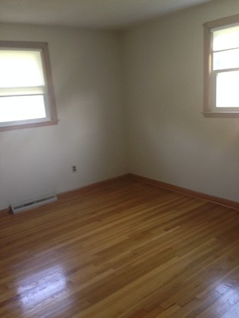 3 Reid Road Chelmsford, MA 01824 - Photo 8 of 15