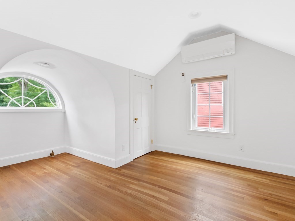5 Leland Road Chestnut Hill, MA 02467 - Photo 9 of 15 Gallery Image 9