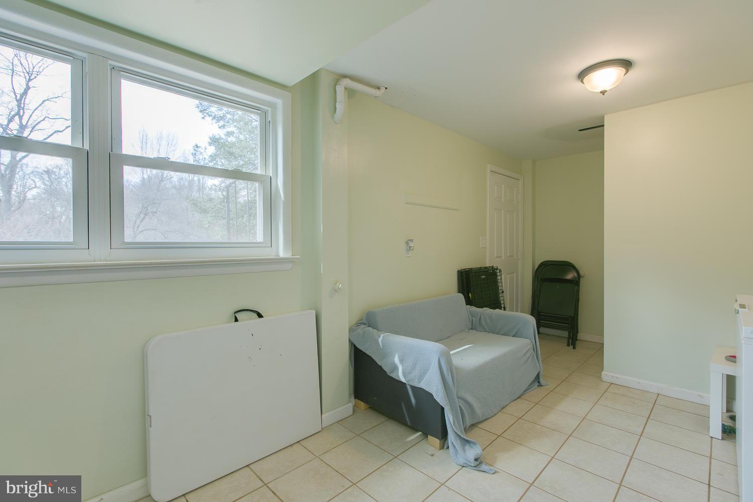 6776 Riley Road Warrenton, VA 20187 - Photo 25 of 30 Laundry/Mud Room - Basement