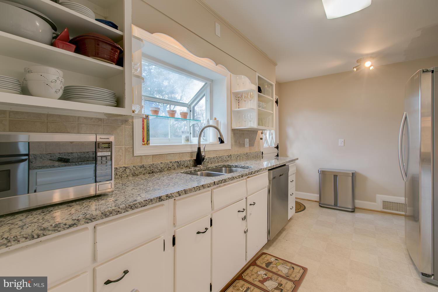 6776 Riley Road Warrenton, VA 20187 - Photo 8 of 30 Kitchen