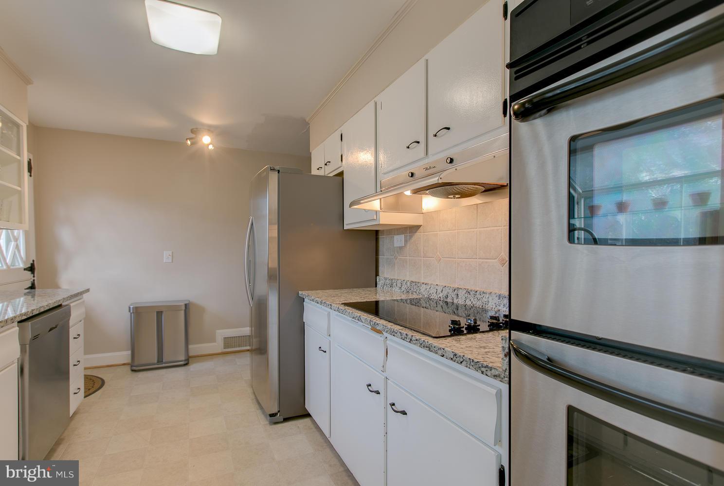 6776 Riley Road Warrenton, VA 20187 - Photo 9 of 30 Kitchen