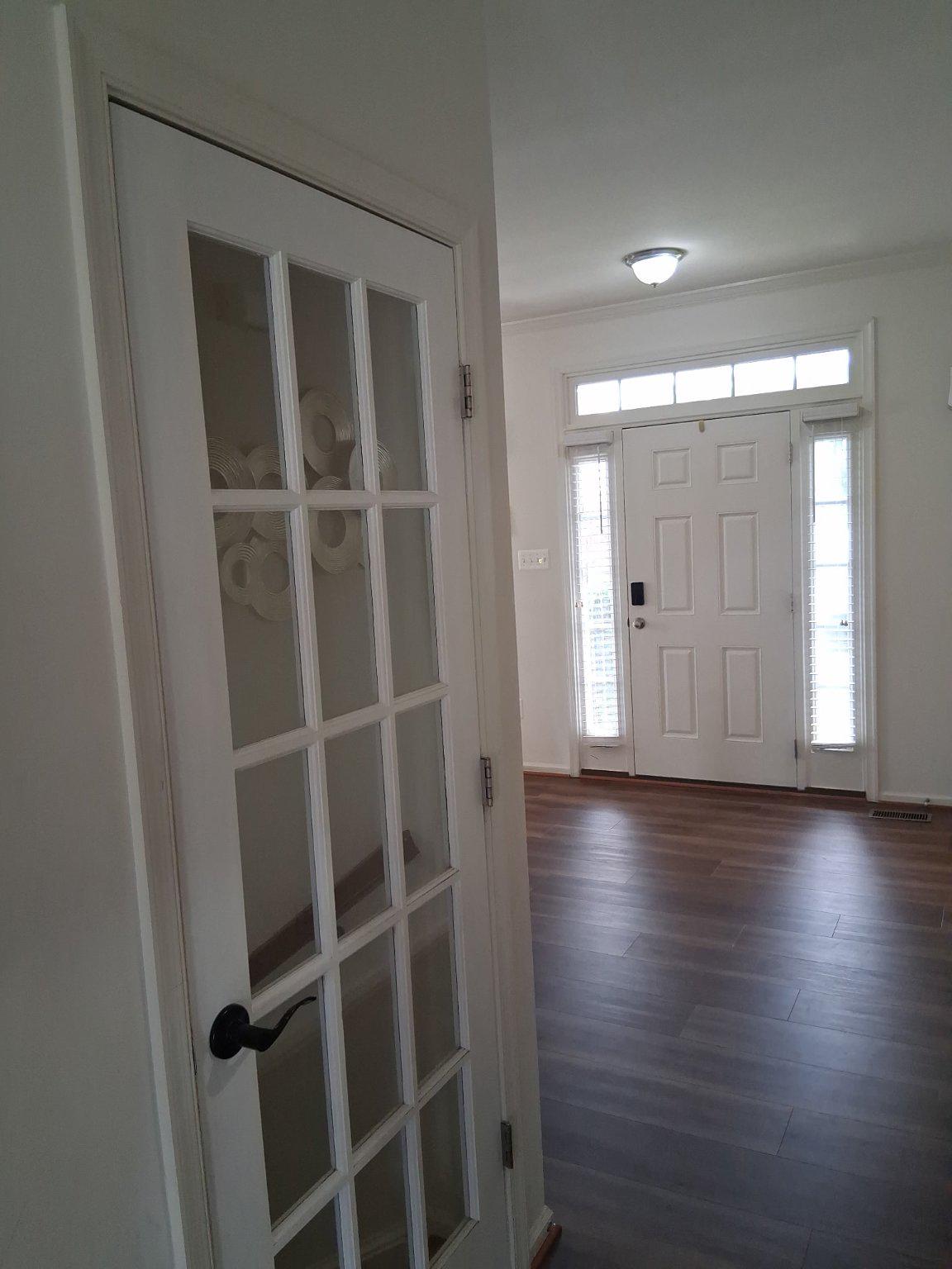 13944 Seneca Ridge Drive Hagerstown, MD 21740 - Photo 4 of 41 Inviting entryway with brand new LVP flooring.