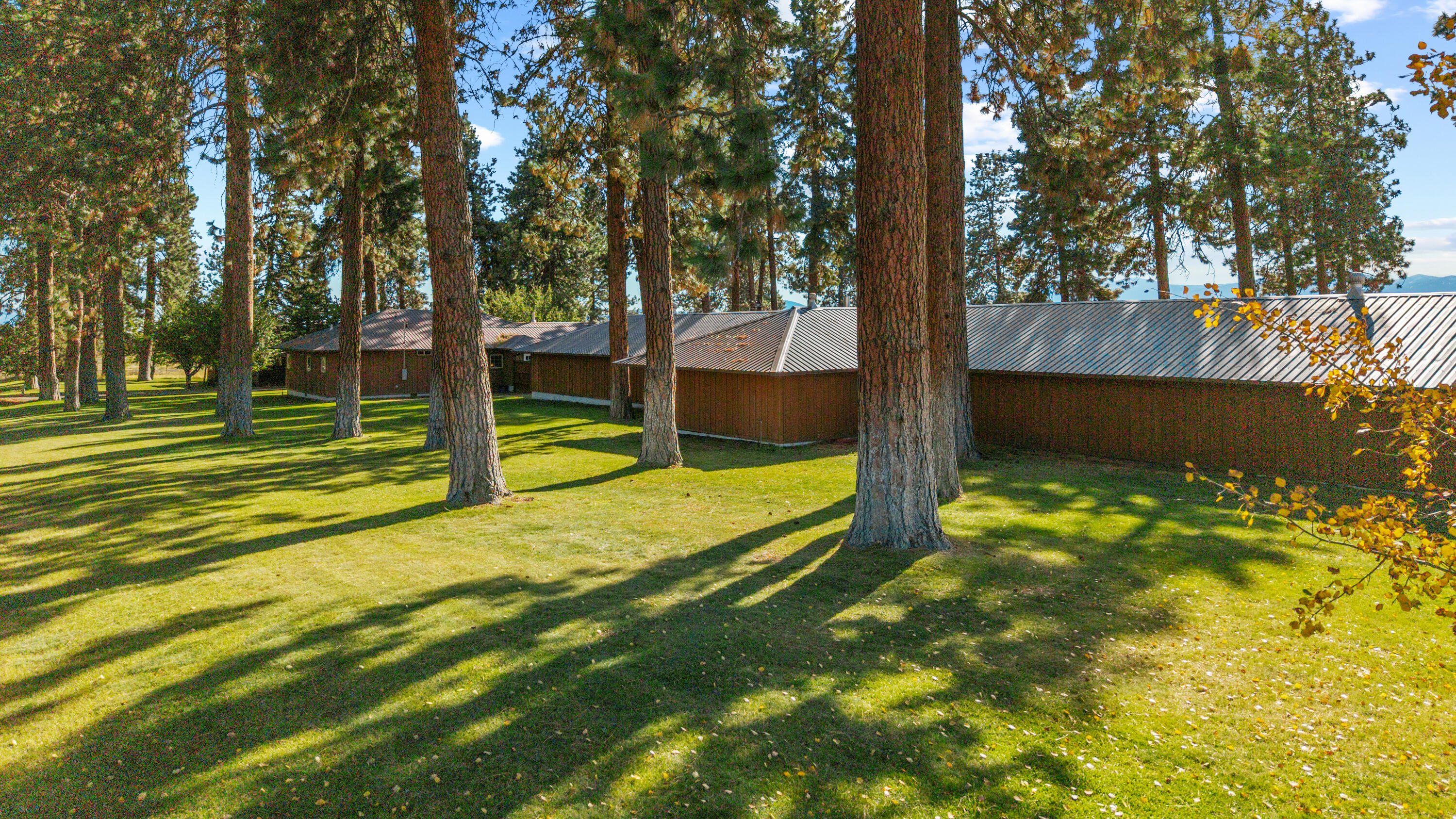 32486 Modoc Point Road Chiloquin, OR 97624 - Photo 48 of 135 32490 Modoc Point Rd-048