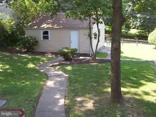2264 Cross Road Abington, PA 19038 - Photo 6 of 6 Gallery Image 6
