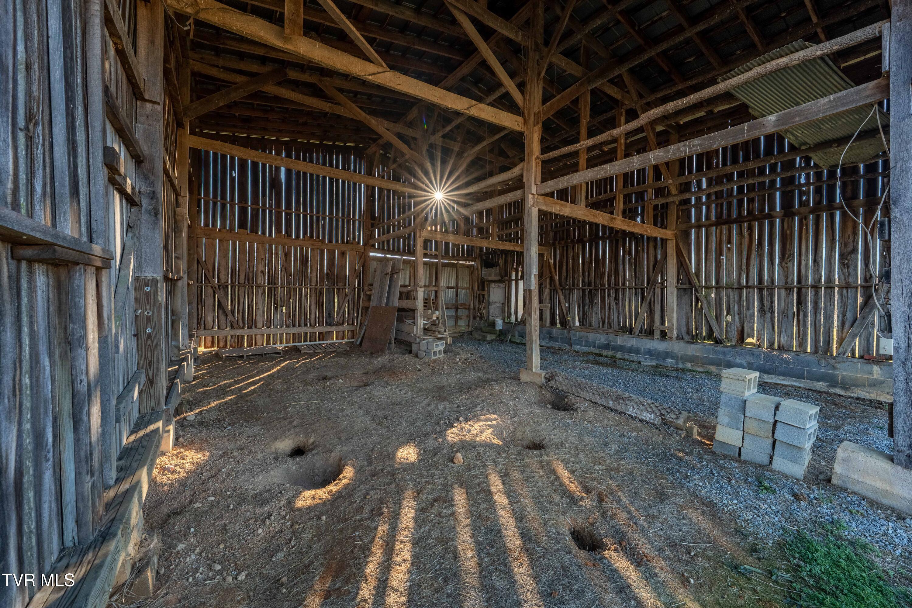 287 Saylor Hill Road Limestone, TN 37681 - Photo 108 of 128 287 Saylor Hill Road (158 of 162)