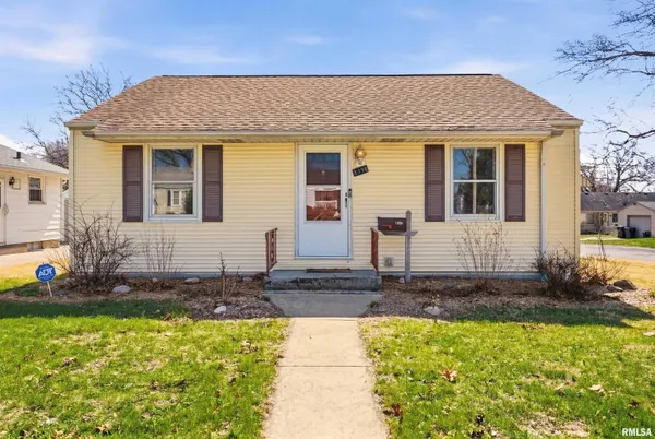 $139,900 | 1118 East London Avenue, Peoria, IL 61603