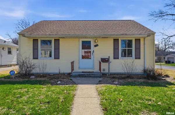 $139,900 | 1118 East London Avenue, Peoria, IL 61603