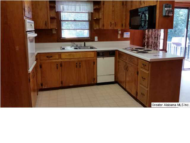 1216 Glendale Road Anniston, AL 36207 - Photo 2 of 30