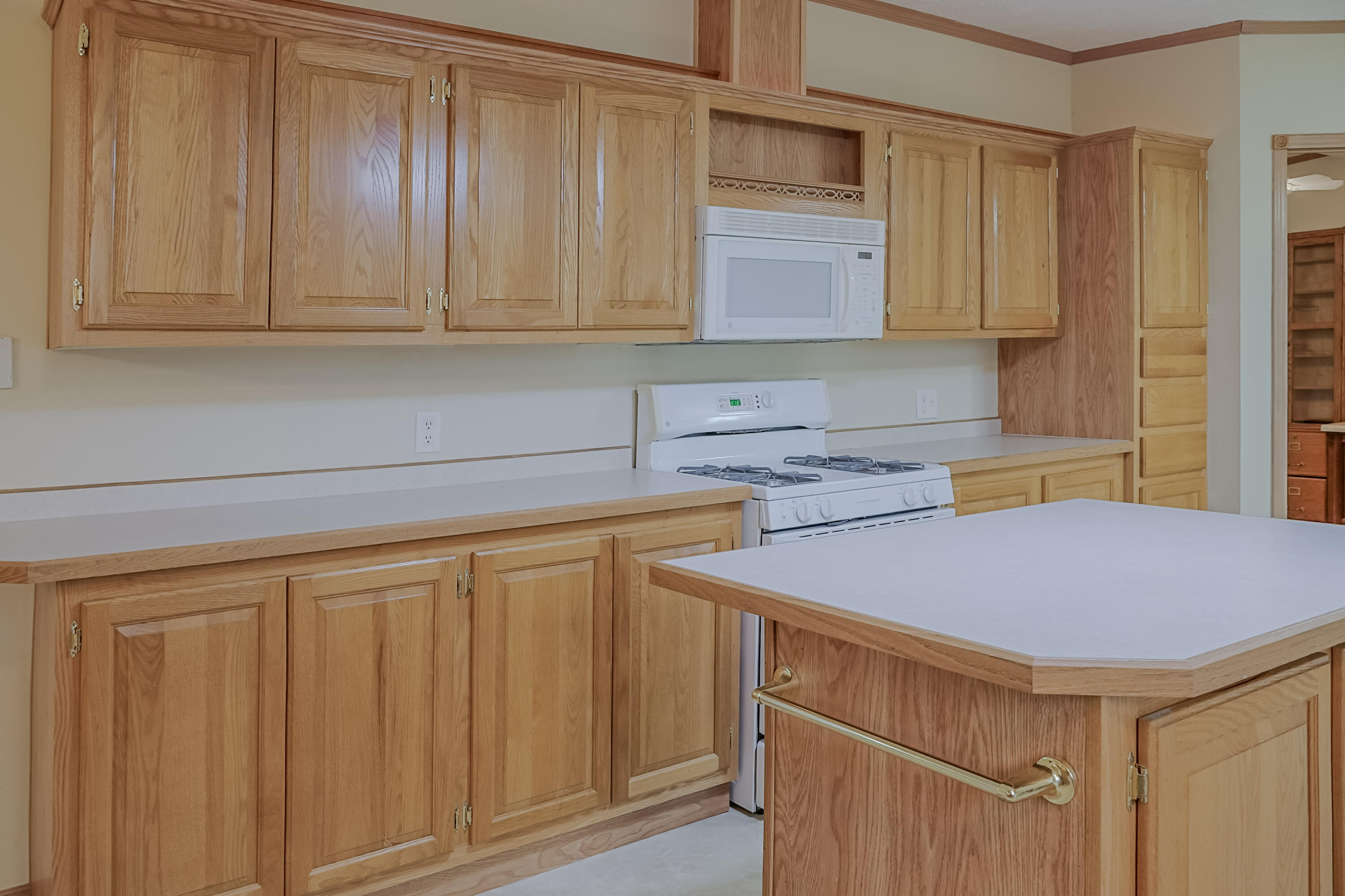 559 Corbly Road Hebron, IN 46341 - Photo 11 of 35 3000x1999