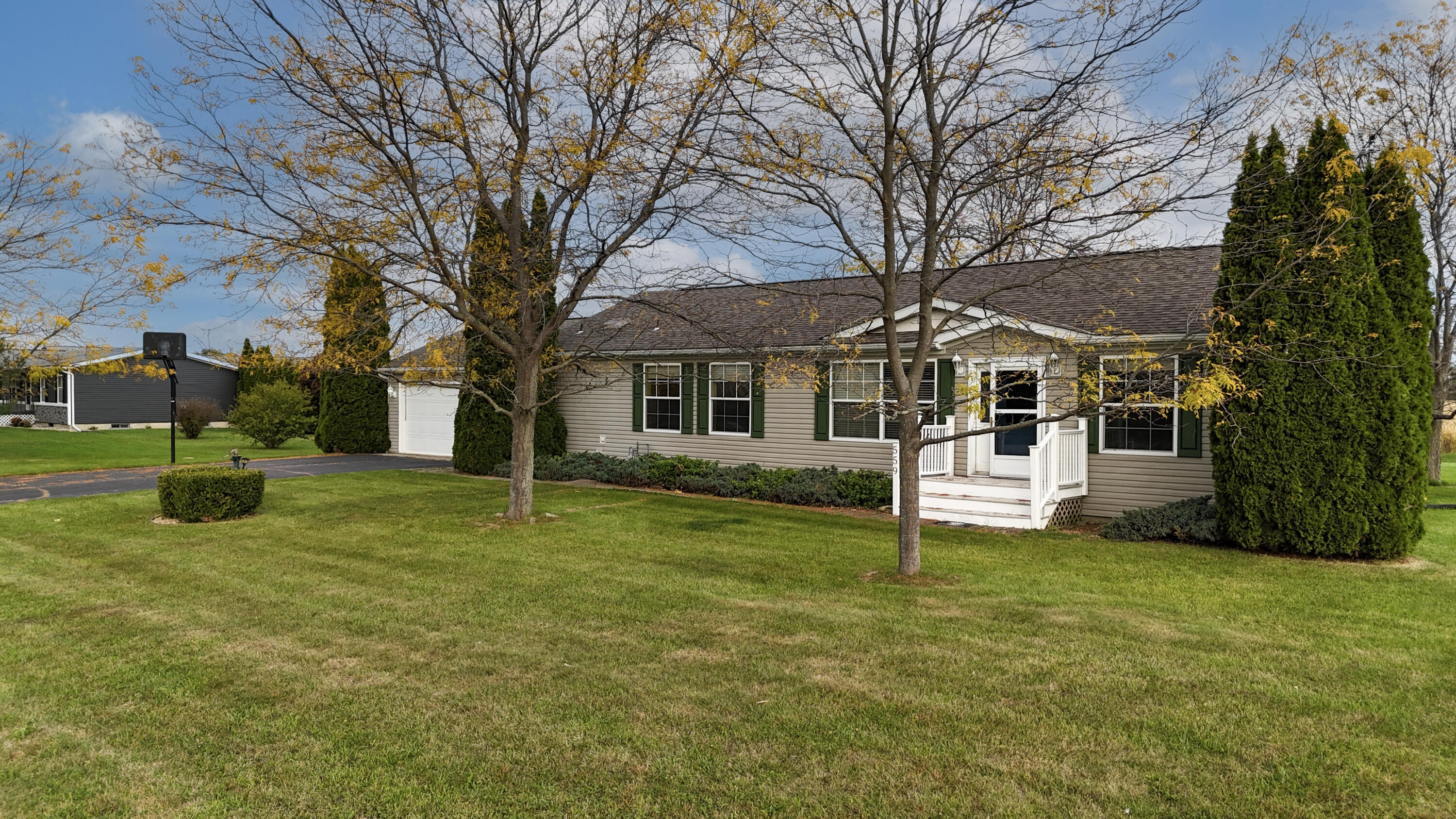 559 Corbly Road Hebron, IN 46341 - Photo 2 of 35 3000x1687