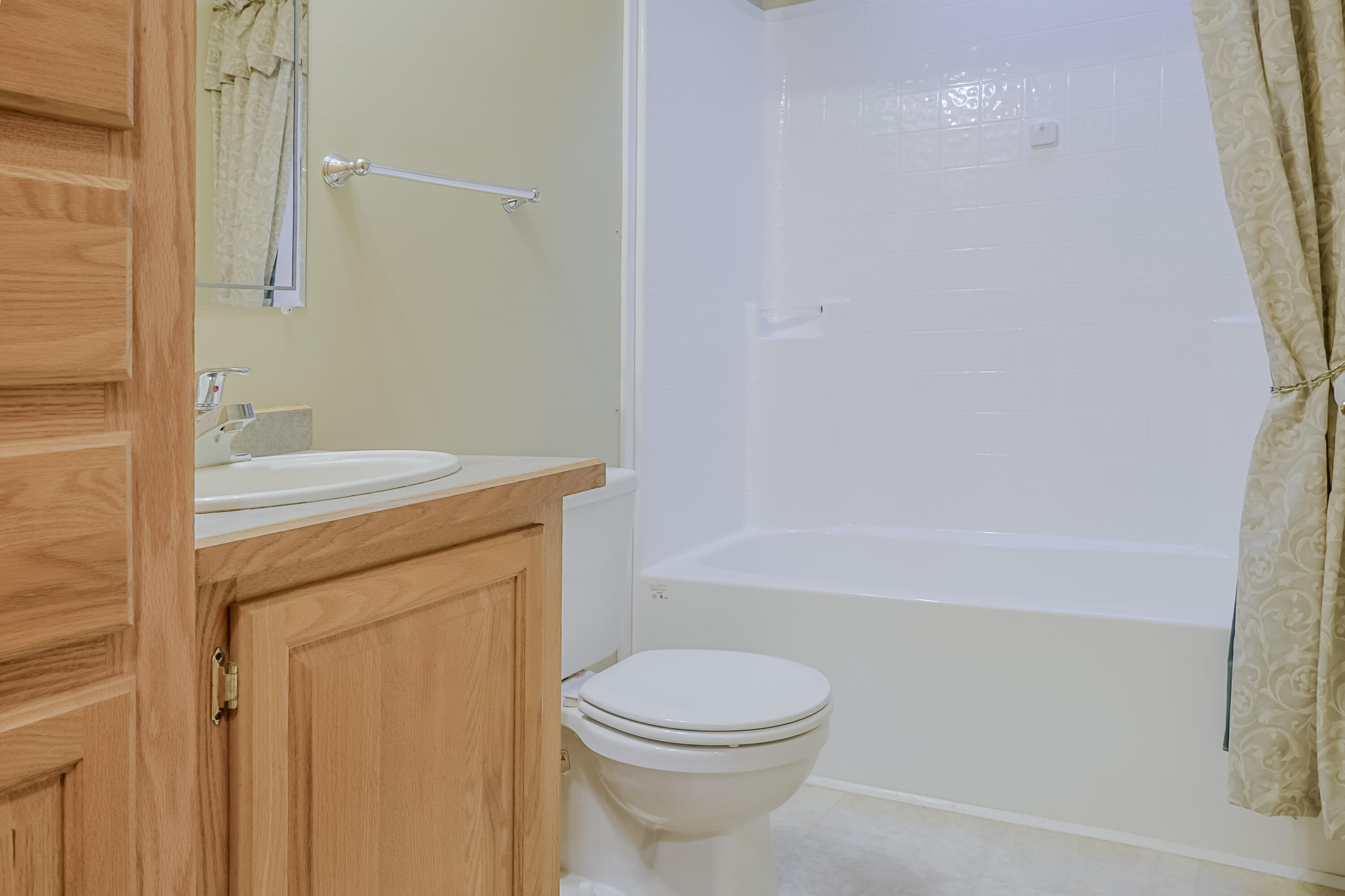 559 Corbly Road Hebron, IN 46341 - Photo 22 of 35 3000x1999