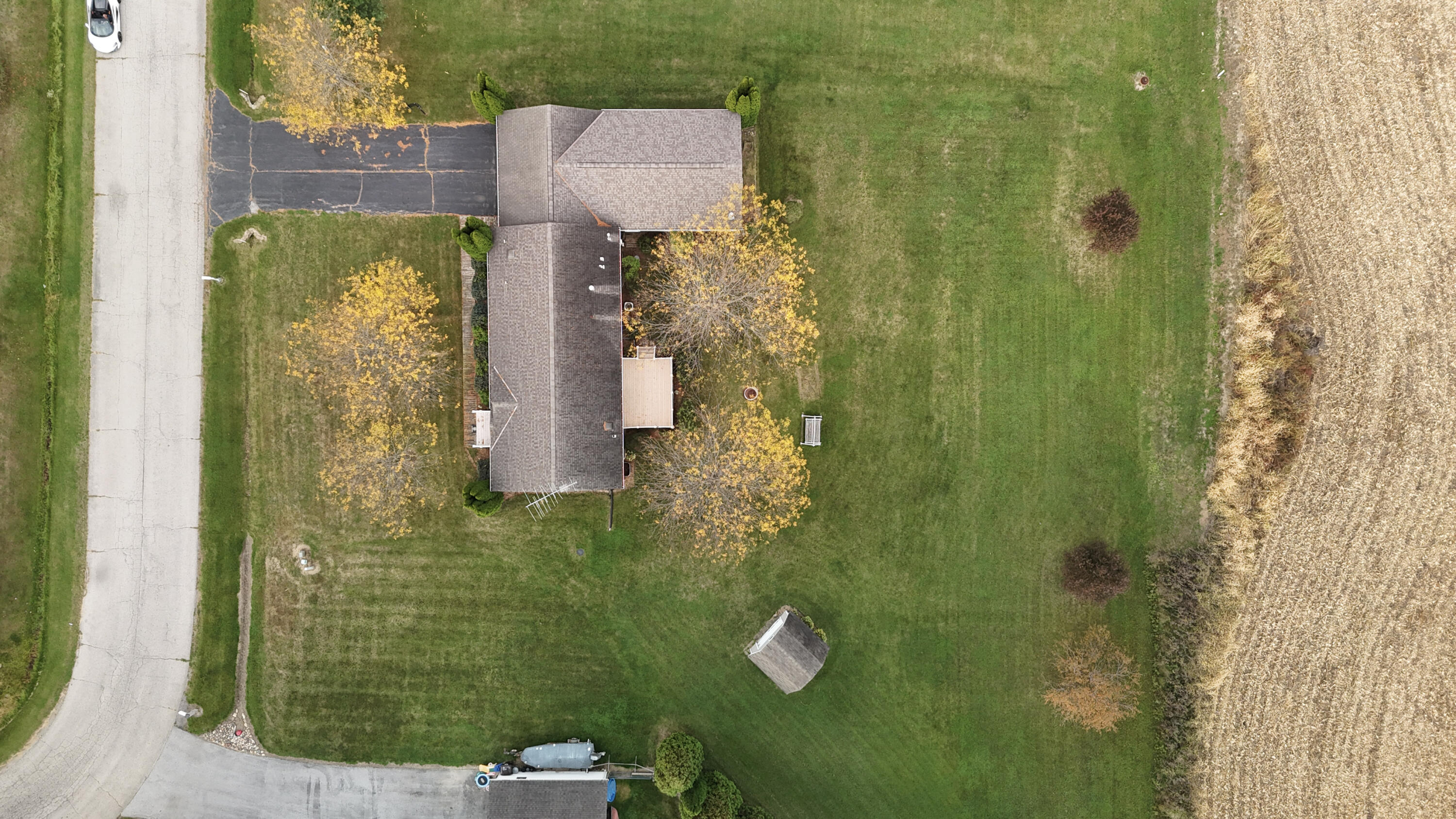 559 Corbly Road Hebron, IN 46341 - Photo 33 of 35 3000x1687
