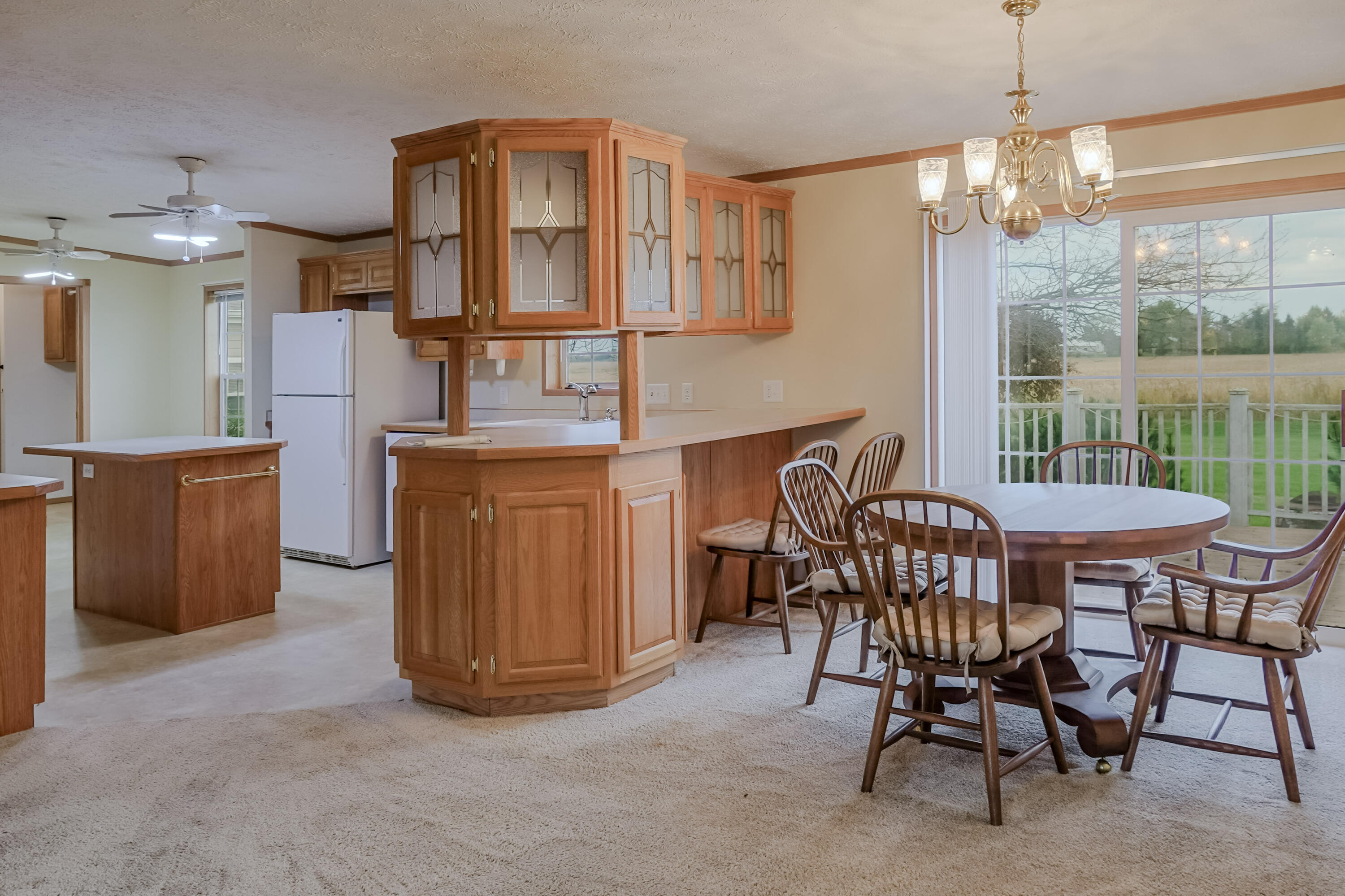 559 Corbly Road Hebron, IN 46341 - Photo 7 of 35 3000x1999