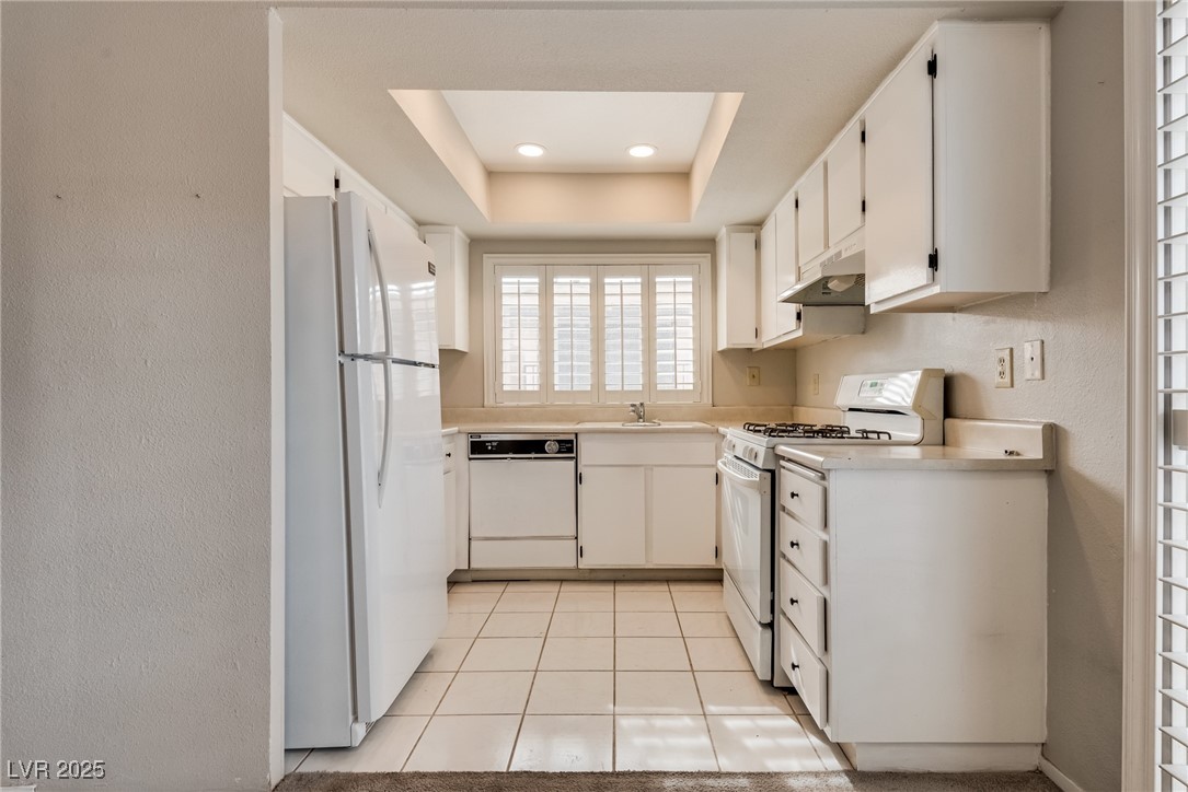 4363 Spencer Street, Unit 14 Las Vegas, NV 89119 - Photo 3 of 14