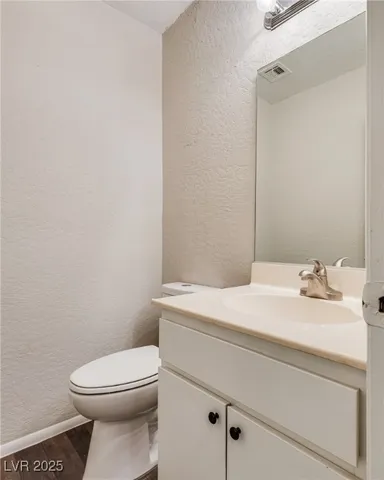 $1,650 | 4363 Spencer Street, Unit 14, Las Vegas, NV 89119