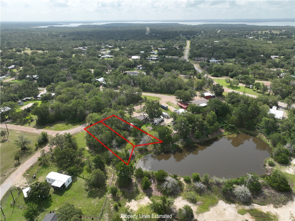 125-126 Lakeview Loop Somerville, TX 77879 - Photo 9 of 17