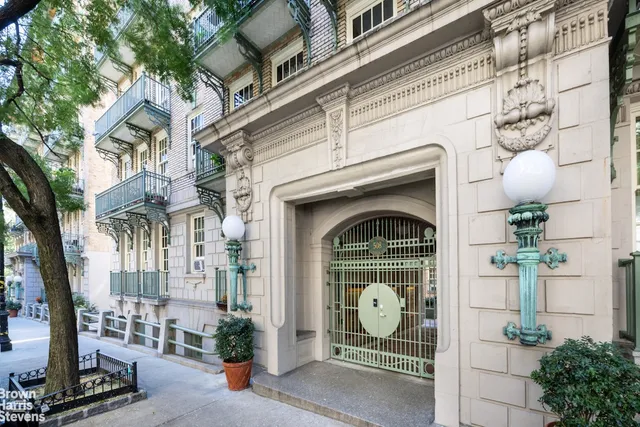 $475,000 | 508 East 78th Street, Unit 3D | Upper East Side