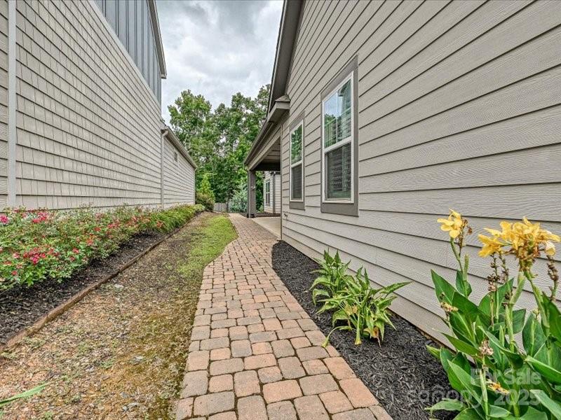 2034 Laney Pond Road Matthews, NC 28104 - Photo 24 of 25