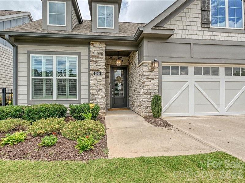 2034 Laney Pond Road Matthews, NC 28104 - Photo 3 of 25
