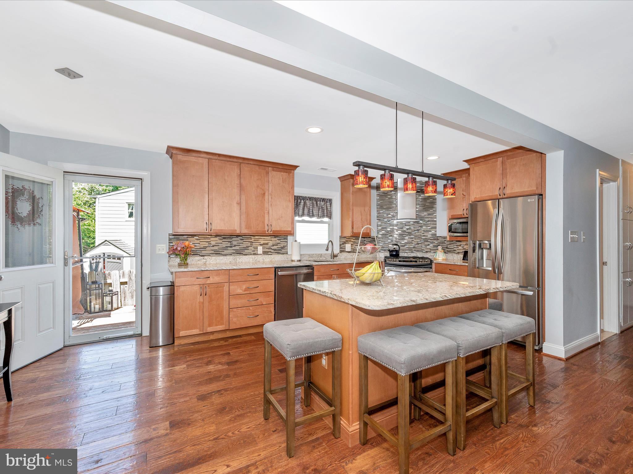 100 Spring Street Gaithersburg, MD 20877 - Photo 17 of 56 Kitchen with door to patio