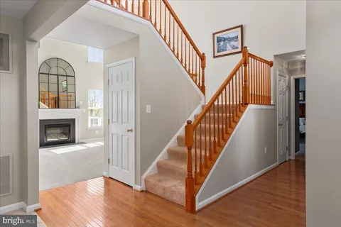 $749,900 | 17124 Magic Mountain Drive, Round Hill, VA 20141