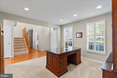 $749,900 | 17124 Magic Mountain Drive, Round Hill, VA 20141