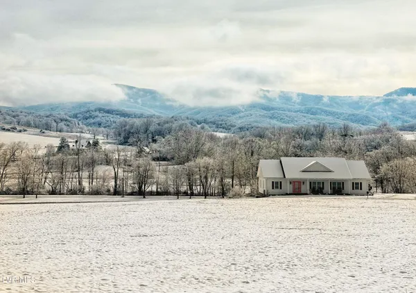 $599,900 | 182 St Johns Way, Chilhowie, VA 24319