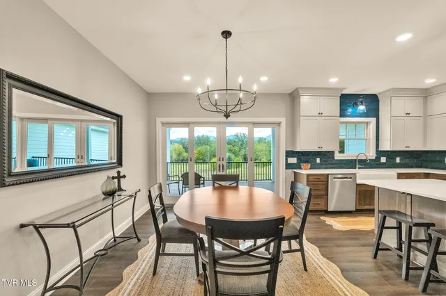 $635,000 | 182 St Johns Way, Chilhowie, VA 24319