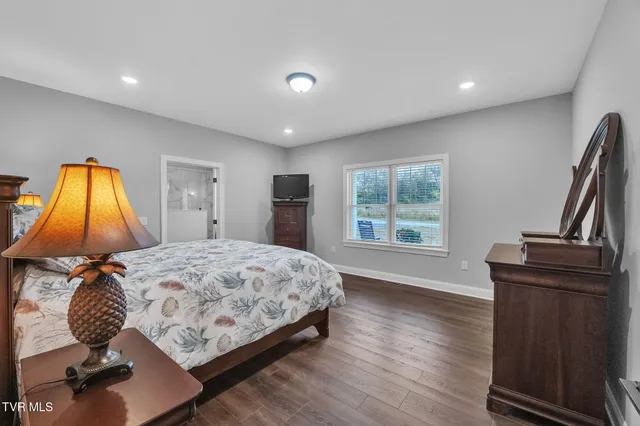 $635,000 | 182 St Johns Way, Chilhowie, VA 24319