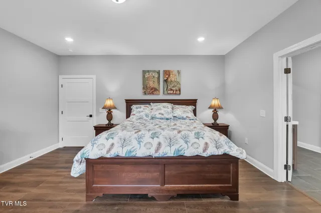 $635,000 | 182 St Johns Way, Chilhowie, VA 24319