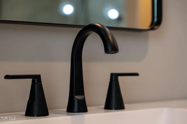 $635,000 | 182 St Johns Way, Chilhowie, VA 24319