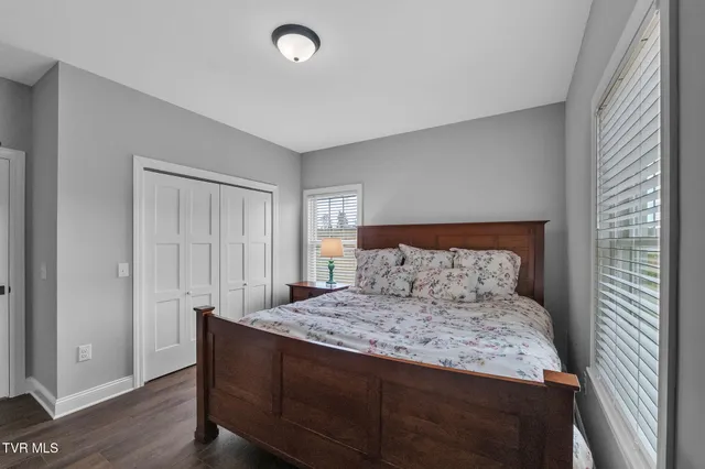 $635,000 | 182 St Johns Way, Chilhowie, VA 24319