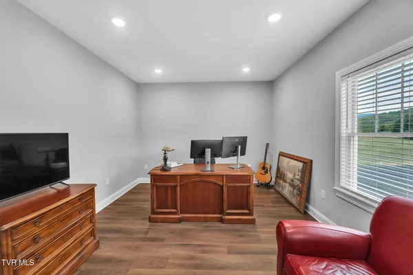 $599,900 | 182 St Johns Way, Chilhowie, VA 24319