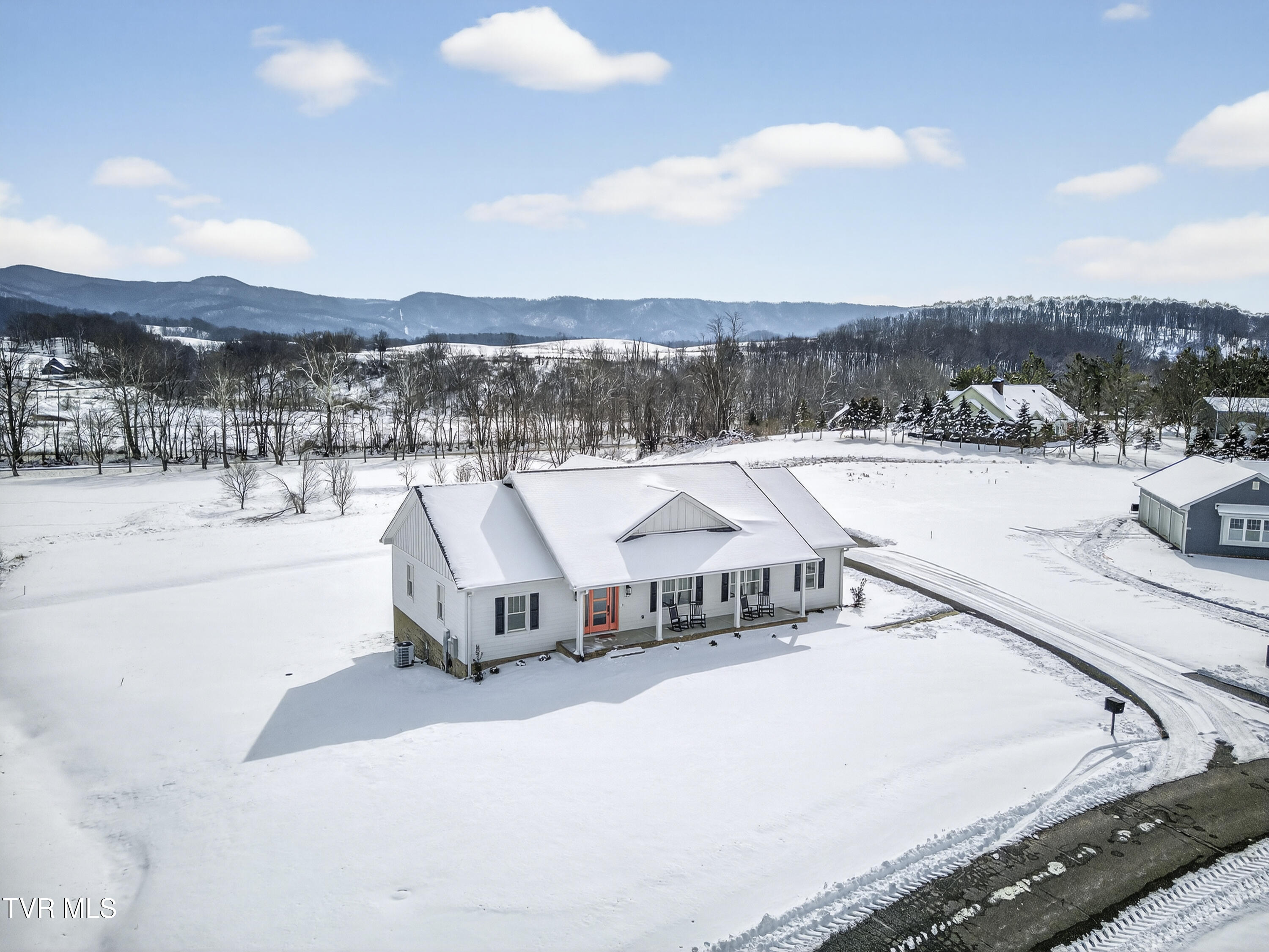 182 St Johns Way Chilhowie, VA 24319 - Photo 84 of 105 182-St-Johns-8