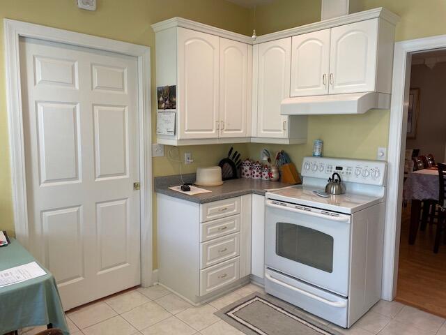 37 Peter Collinson Road Santee, SC 29142 - Photo 7 of 29 Kitchen view 2