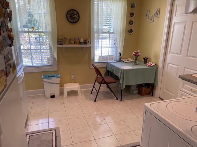 37 Peter Collinson Road Santee, SC 29142 - Photo 9 of 29 Eat In