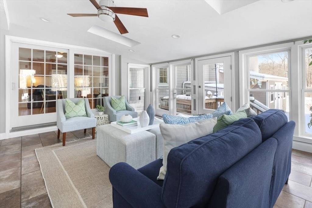 1 Oakcrest Road Hingham, MA 02043 - Photo 9 of 29