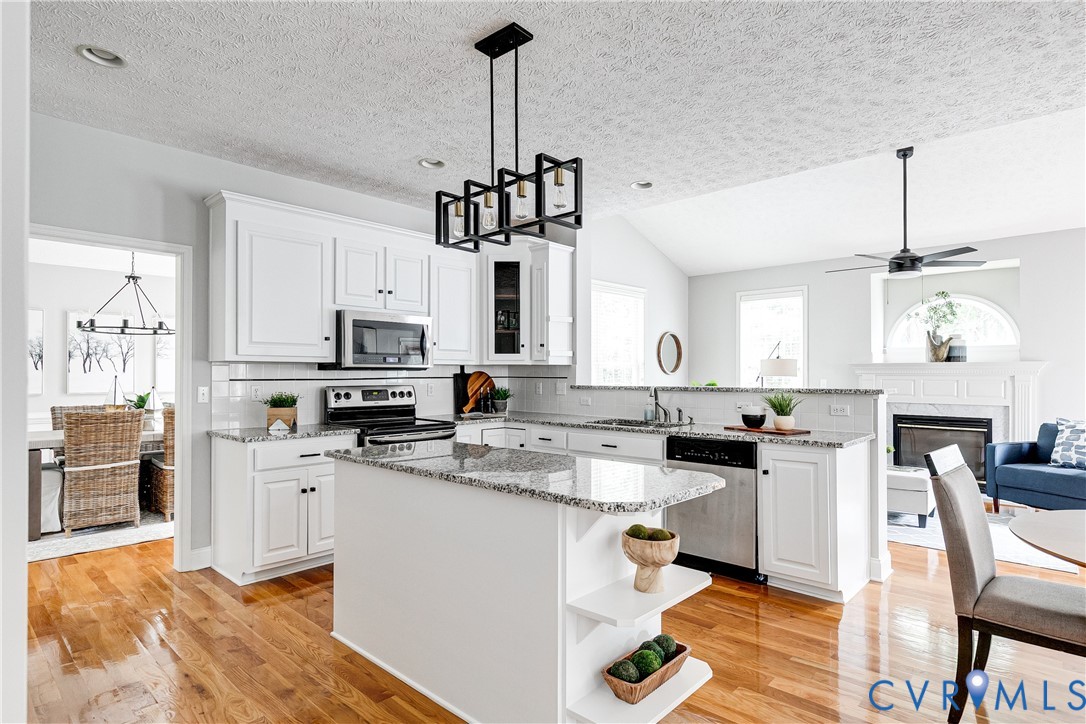 11401 Braidstone Lane Chesterfield, VA 23838 - Photo 14 of 47 Best Kitchen winner in Parade of Homes. featuring,