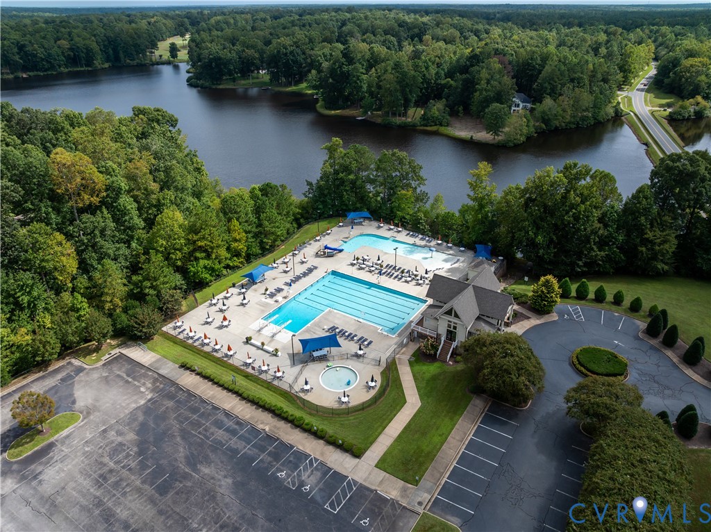 11401 Braidstone Lane Chesterfield, VA 23838 - Photo 46 of 47 Drone / aerial view of a pool and a large body of