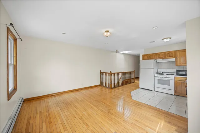 $978,888 | 150-39 Coolidge Avenue | Briarwood