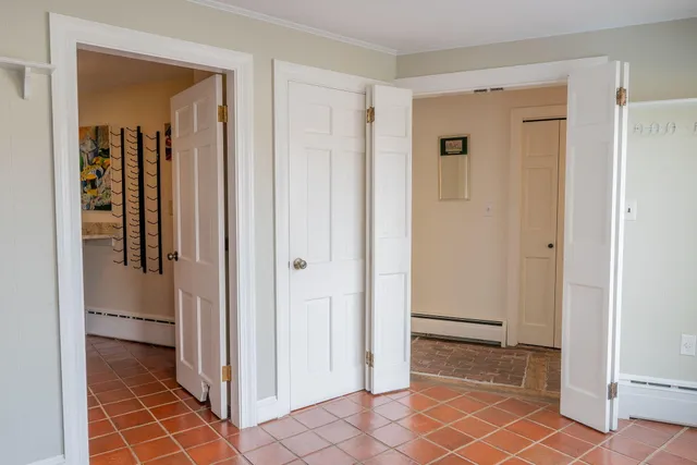 $1,295,000 | 15 Sea Cove Road, Cumberland, ME 04110